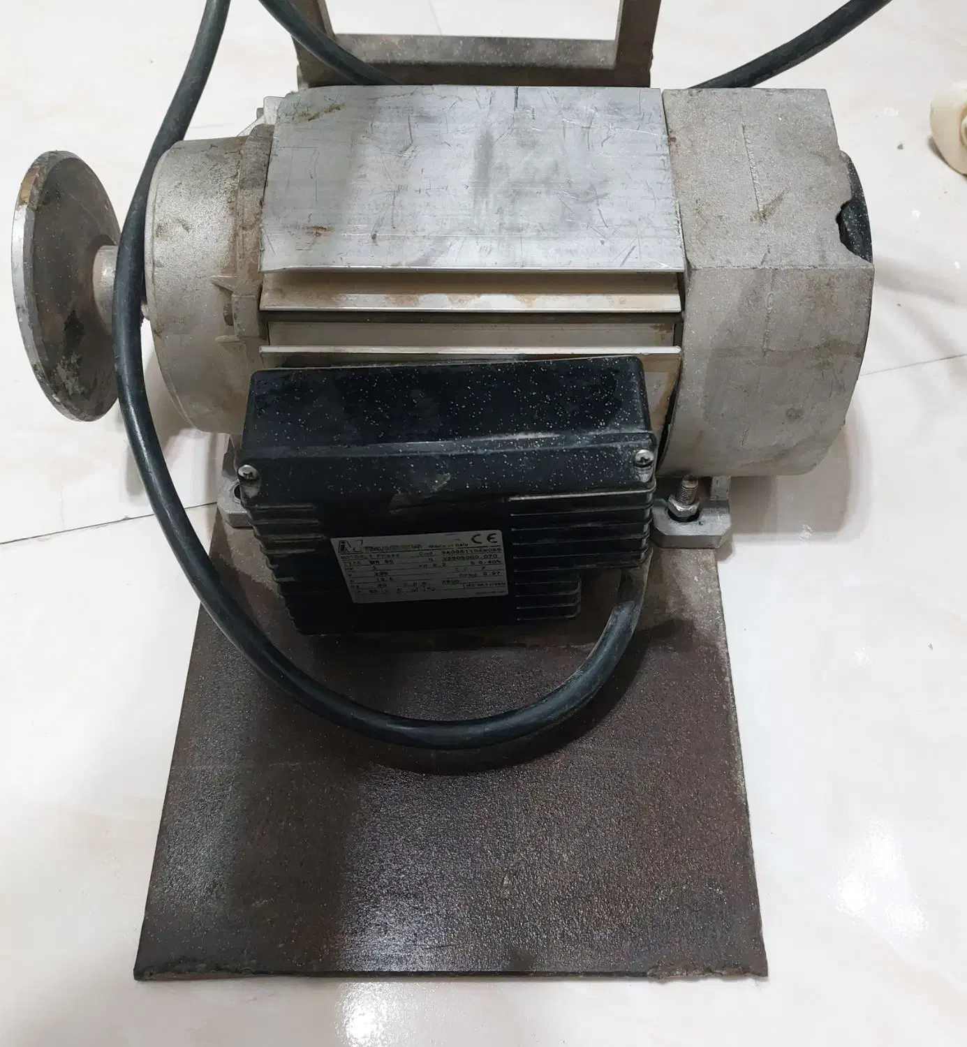 دینام ایتالیایی اصل ۳ فاز ۳ اسب|ماشین‌آلات صنعتی|سرخه حصار, |دیوار