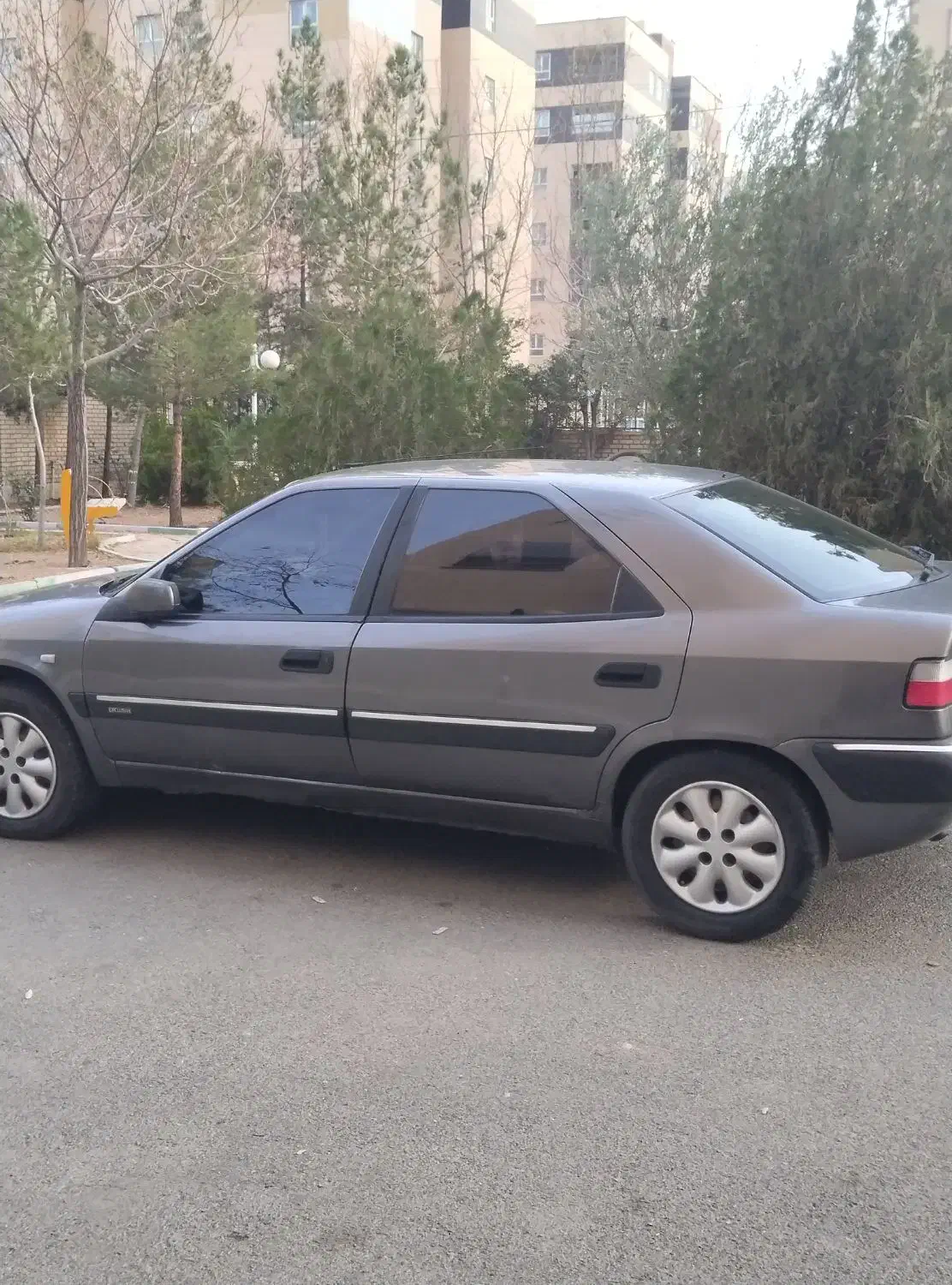 زانتیا 89لاکاغذی بدون آفتاب سوختگی|خودرو سواری و وانت|قم, پردیسان|دیوار