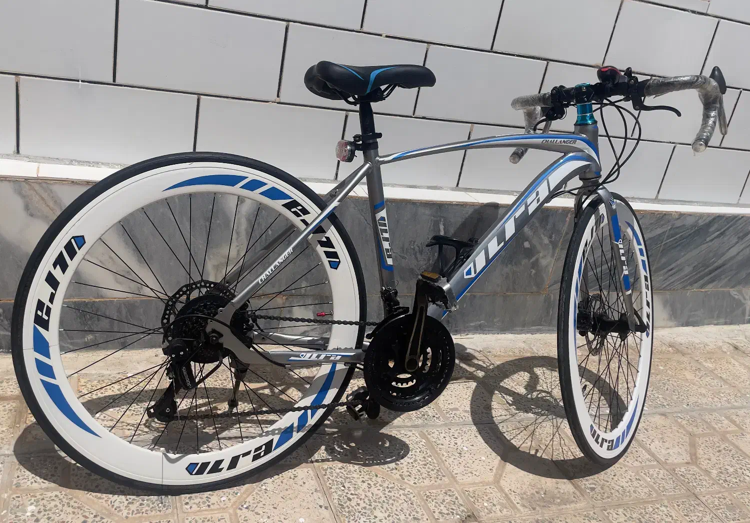 دوچرخه حرفه ای|دوچرخه، اسکیت، اسکوتر|صدرا-فارس, فاز ۱|دیوار