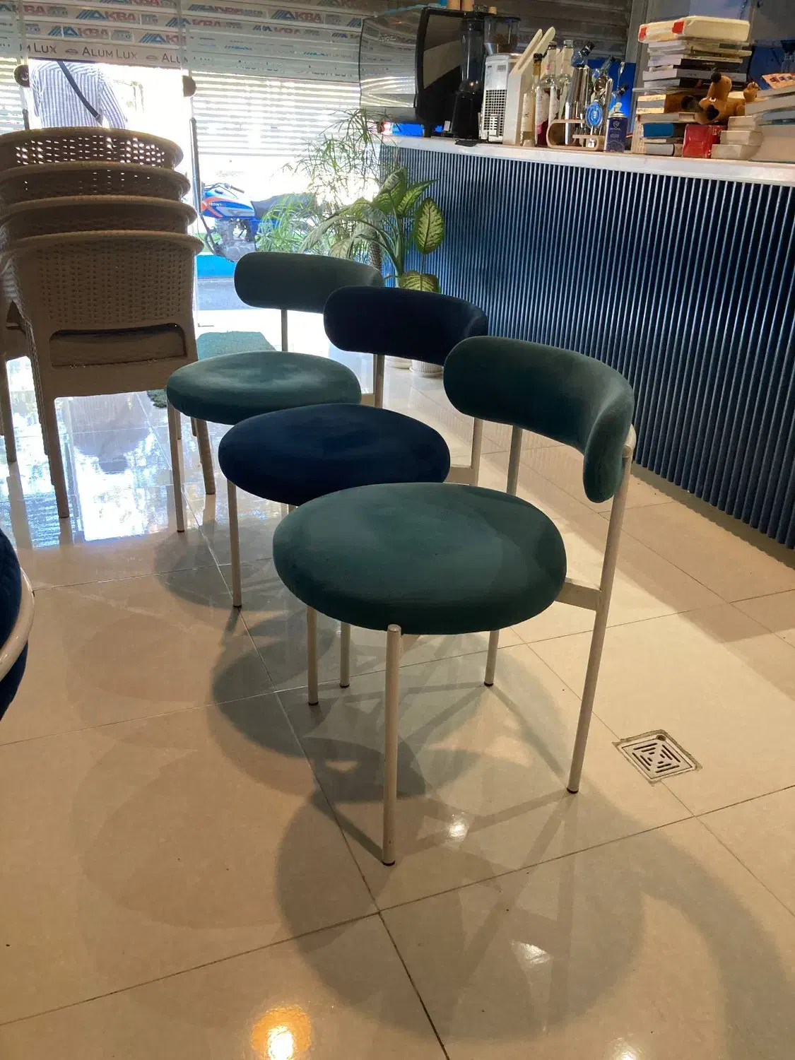 فروش میز و صندلی کافی شاپ|کافیشاپ و رستوران|الوند, |دیوار