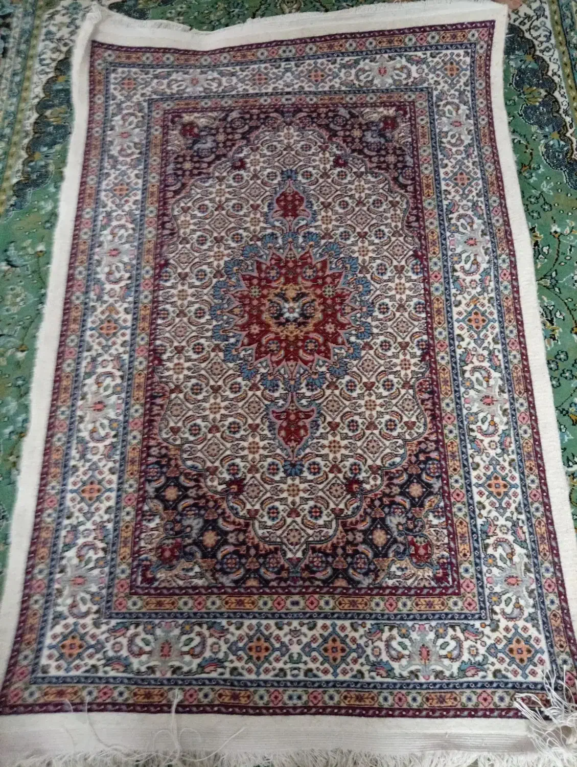 قلیچه|فرش|بیرجند, |دیوار