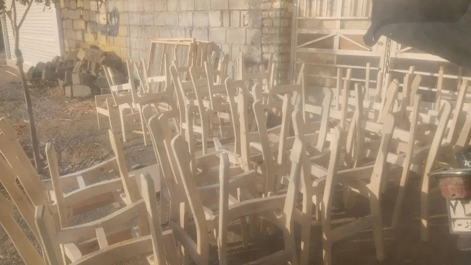 صندلی .خام|میز و صندلی غذاخوری|زبرخان, |دیوار