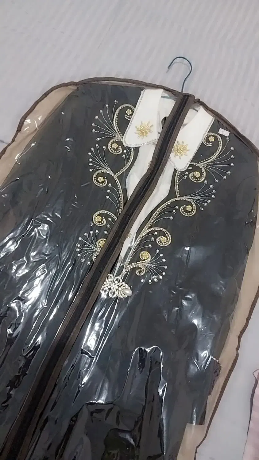 ۳تیکه لباس نو|لباس|محمدیه-قزوین, |دیوار