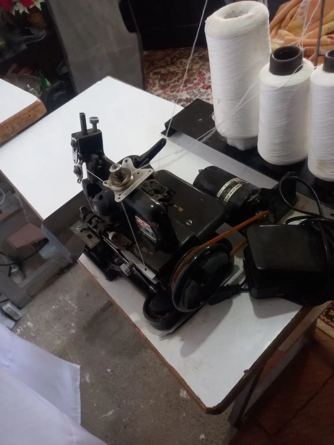 چرخ راسته دوز و سردوز|چرخ خیاطی و ریسندگی|چناران, |دیوار