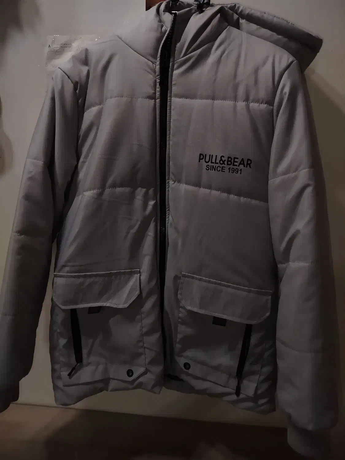 کابشن سایز L|لباس|بندر انزلی, نیمه شعبان|دیوار