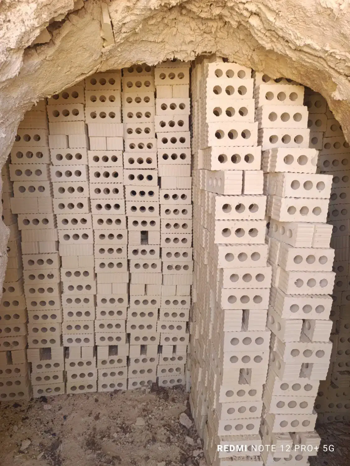 فروش آجر سه گل درجه یک تضمینی|مصالح و تجهیزات ساختمان|خرامه, |دیوار