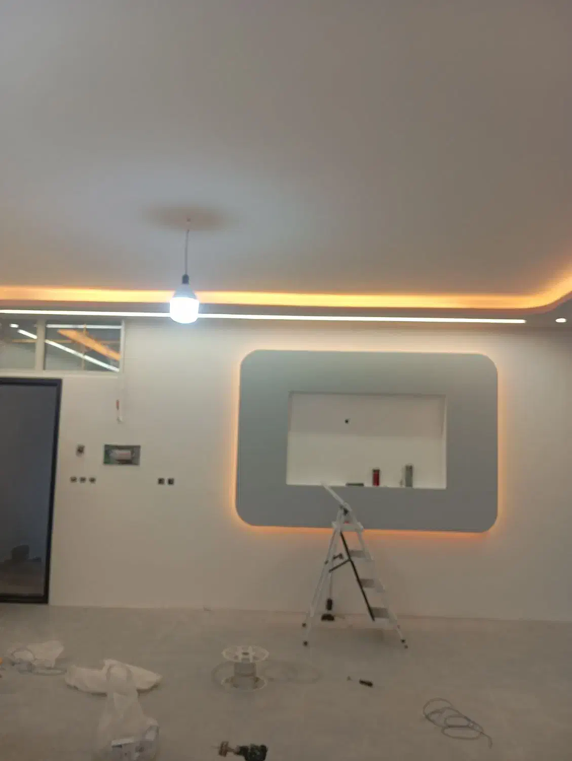 سیم کشی لوله کشی|خدمات پیشه و مهارت|تبریز, |دیوار