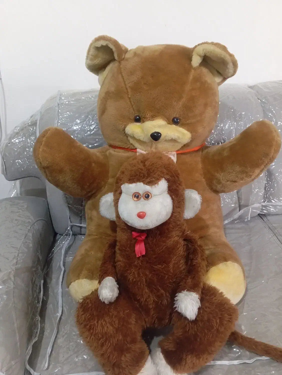 عروسک|اسباب‌بازی بچه|خرم‌آباد, |دیوار