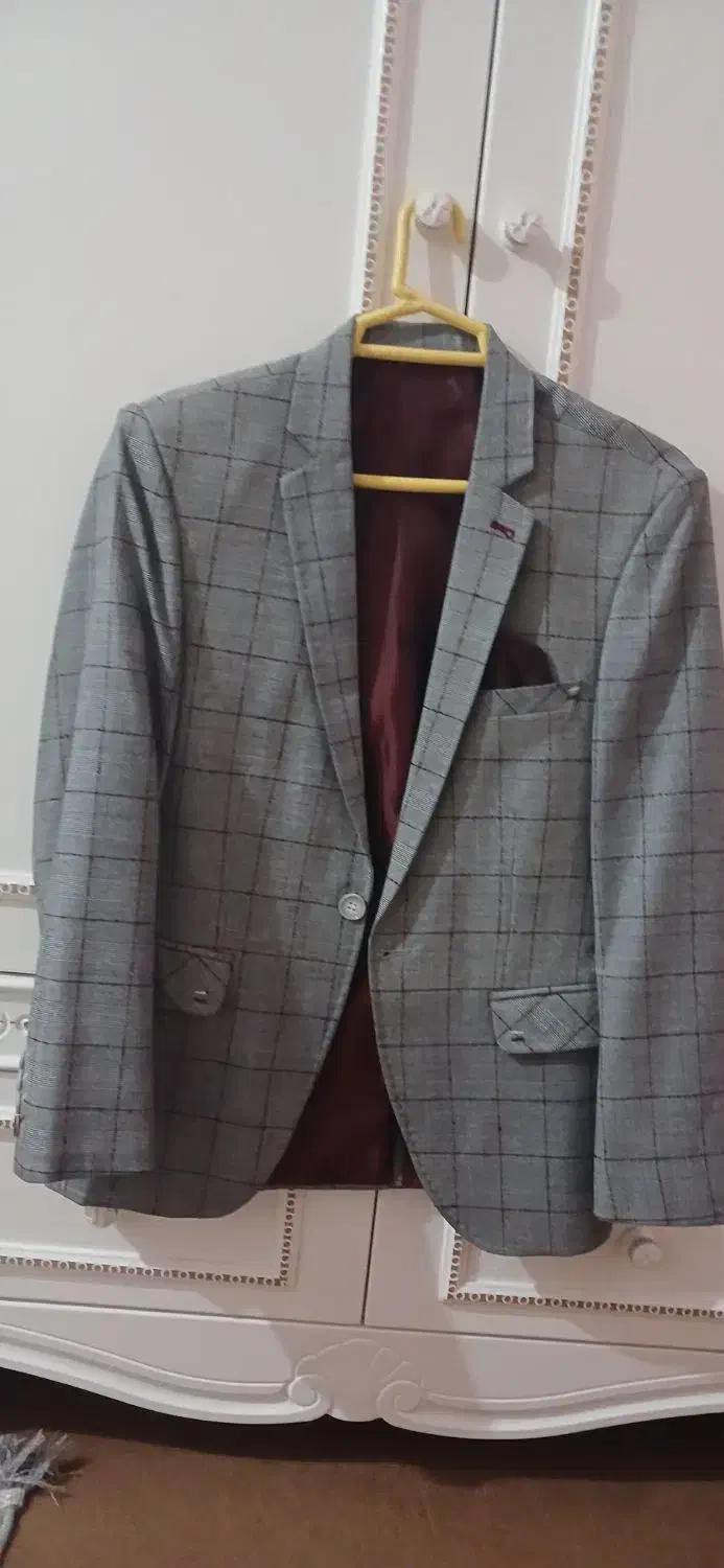 کت پسرانه|لباس|اهواز, سپیدار|دیوار