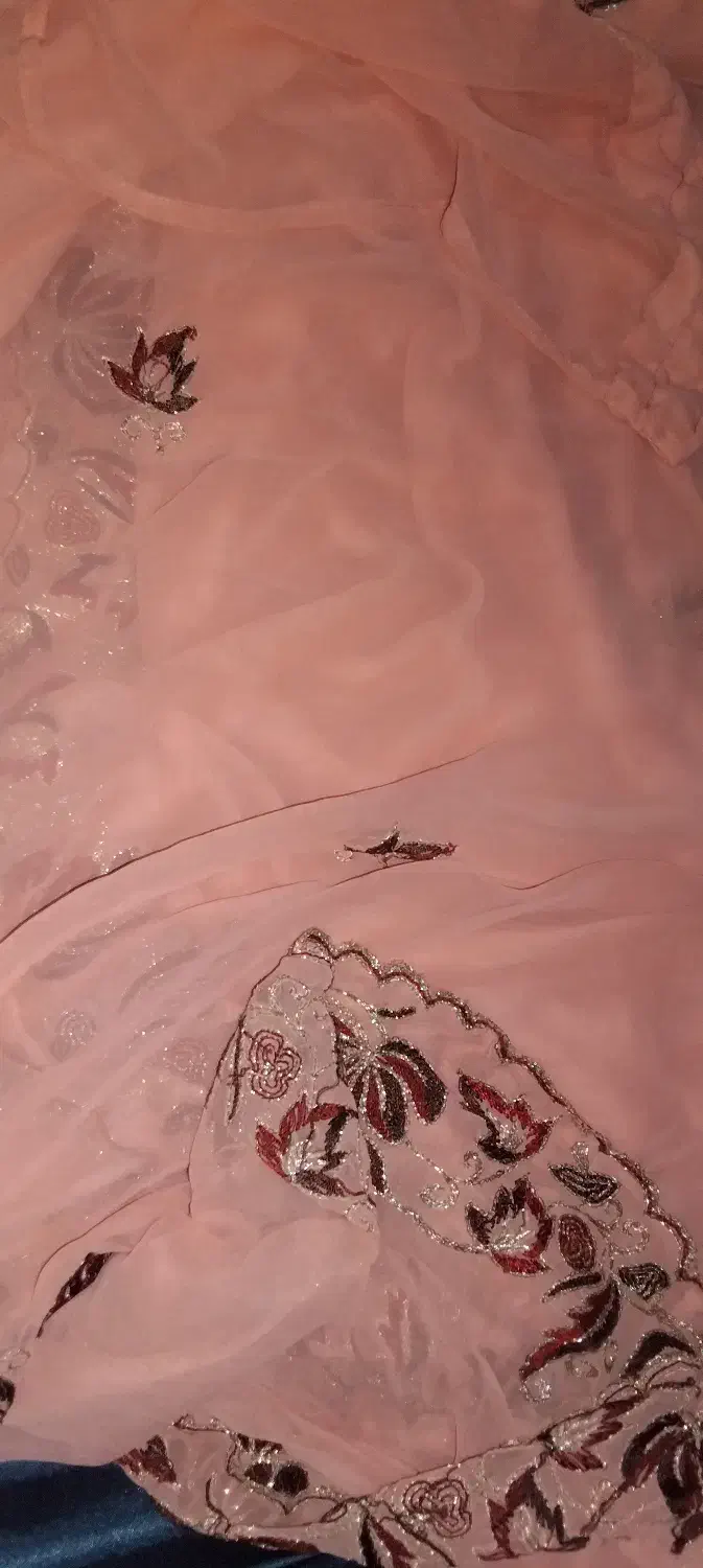 ساری هندی پارچه حریر سوزندوزی شده اصل|لباس|کرمان, |دیوار