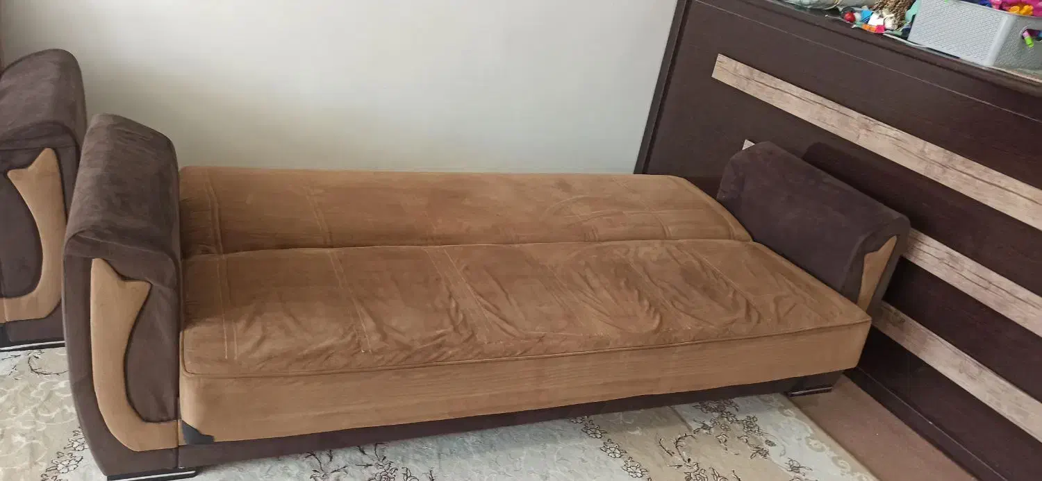 مبل تخت خواب شو|مبلمان خانگی و میز عسلی|فرخشهر, |دیوار