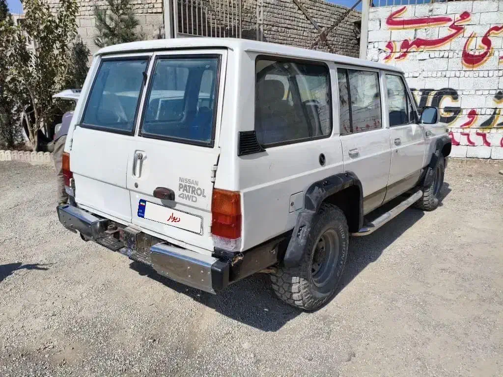 پاتر‌ول چهار درب شش سیلندر دوگانه Cng|خودرو سواری و وانت|شاهین‌شهر, برخوار غرب|دیوار