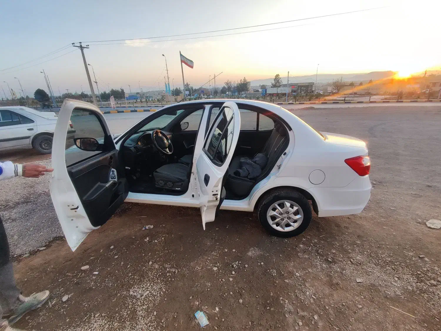 ساینا S  خونگی 85 گانه 1401 درحد صفر|خودرو سواری و وانت|مبارکه, |دیوار