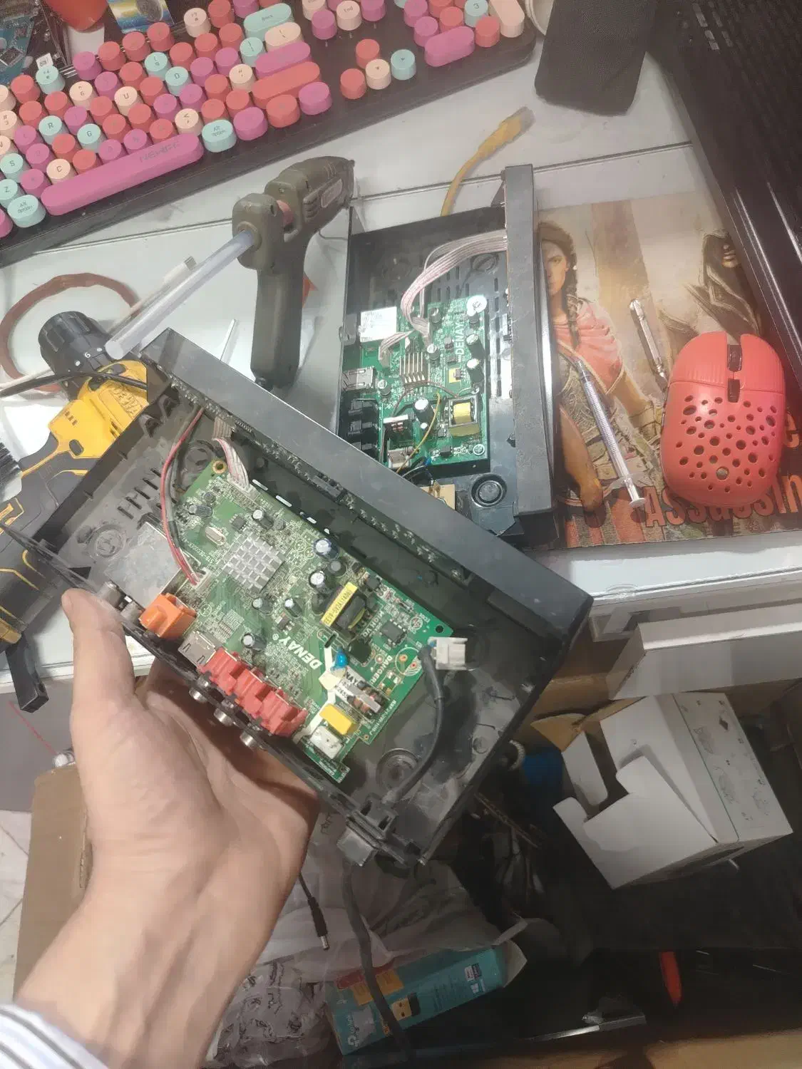 گیرنده دیجیتال تعمیرات سریع|تلویزیون و پروژکتور|یزد, |دیوار