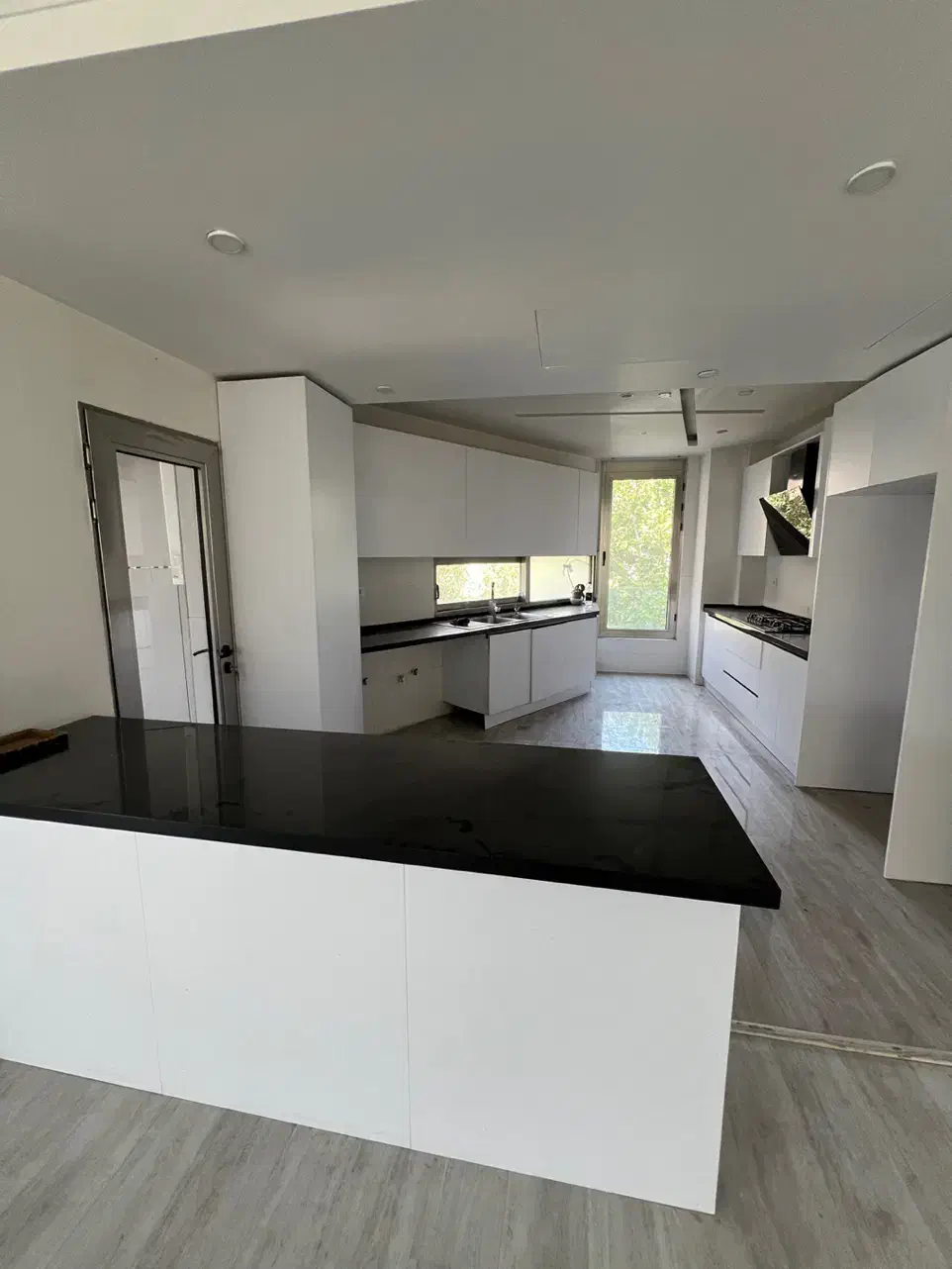 نیاوران(بوکان)/۲۳۰متر/تک واحدی