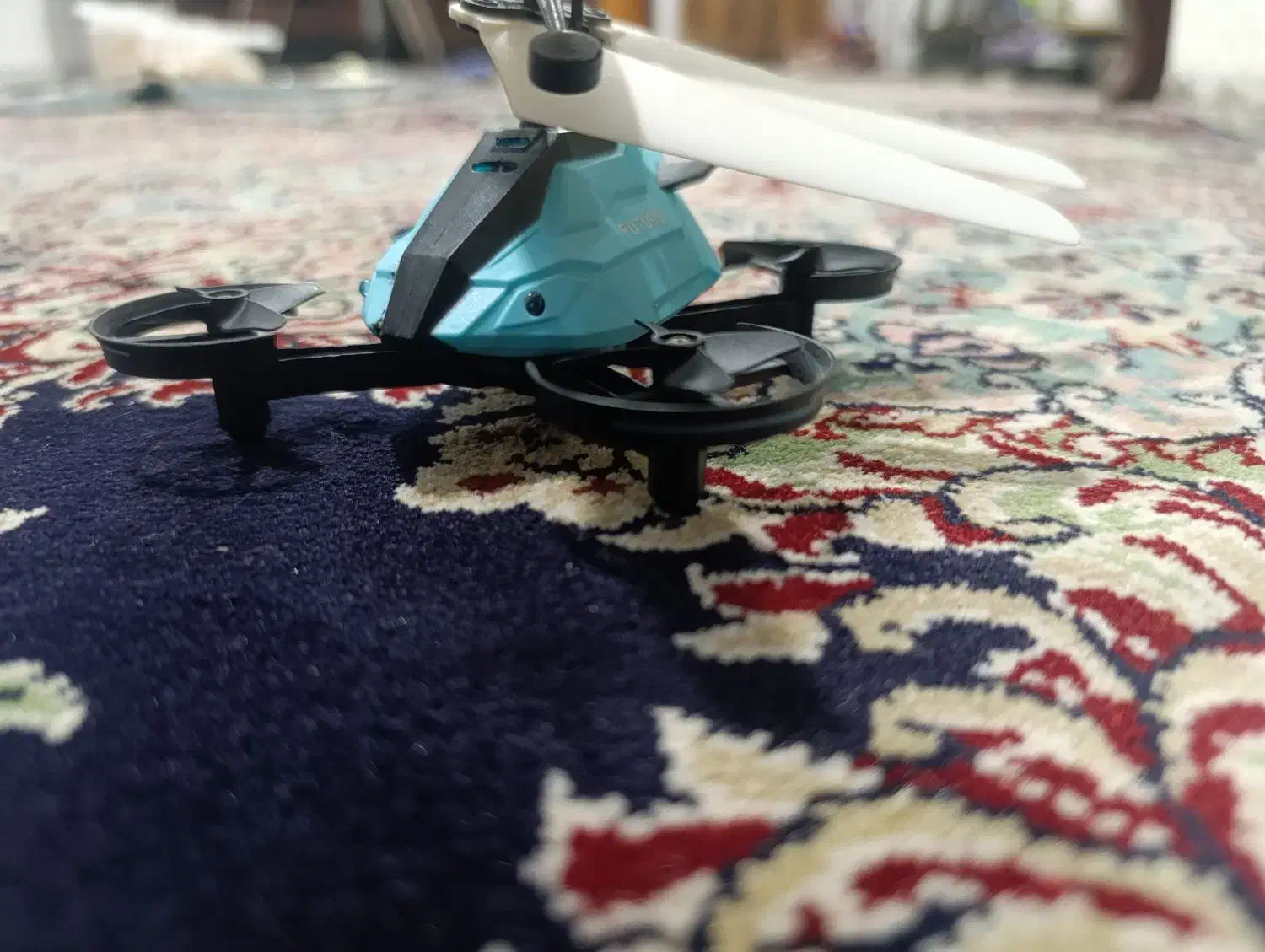 پهپاد|اسباببازی|مشهد, پروین اعتصامی|دیوار