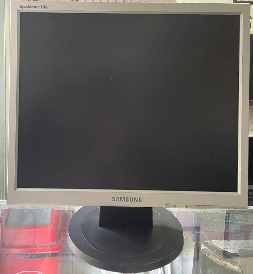 مانیتور 17 LCD سامسونگ|قطعات و لوازم جانبی رایانه|مشهد, همت آباد|دیوار