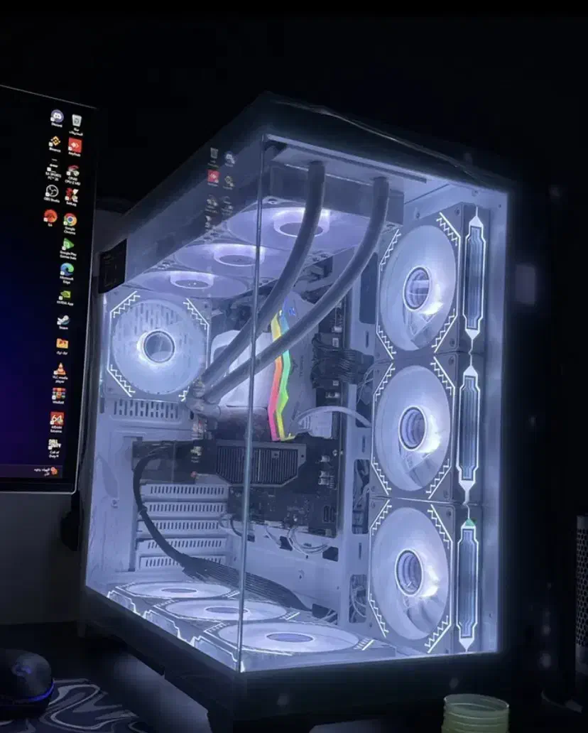 کیس گیمینگ pc|رایانه رومیزی|اندیشه, اندیشه فاز ۳|دیوار