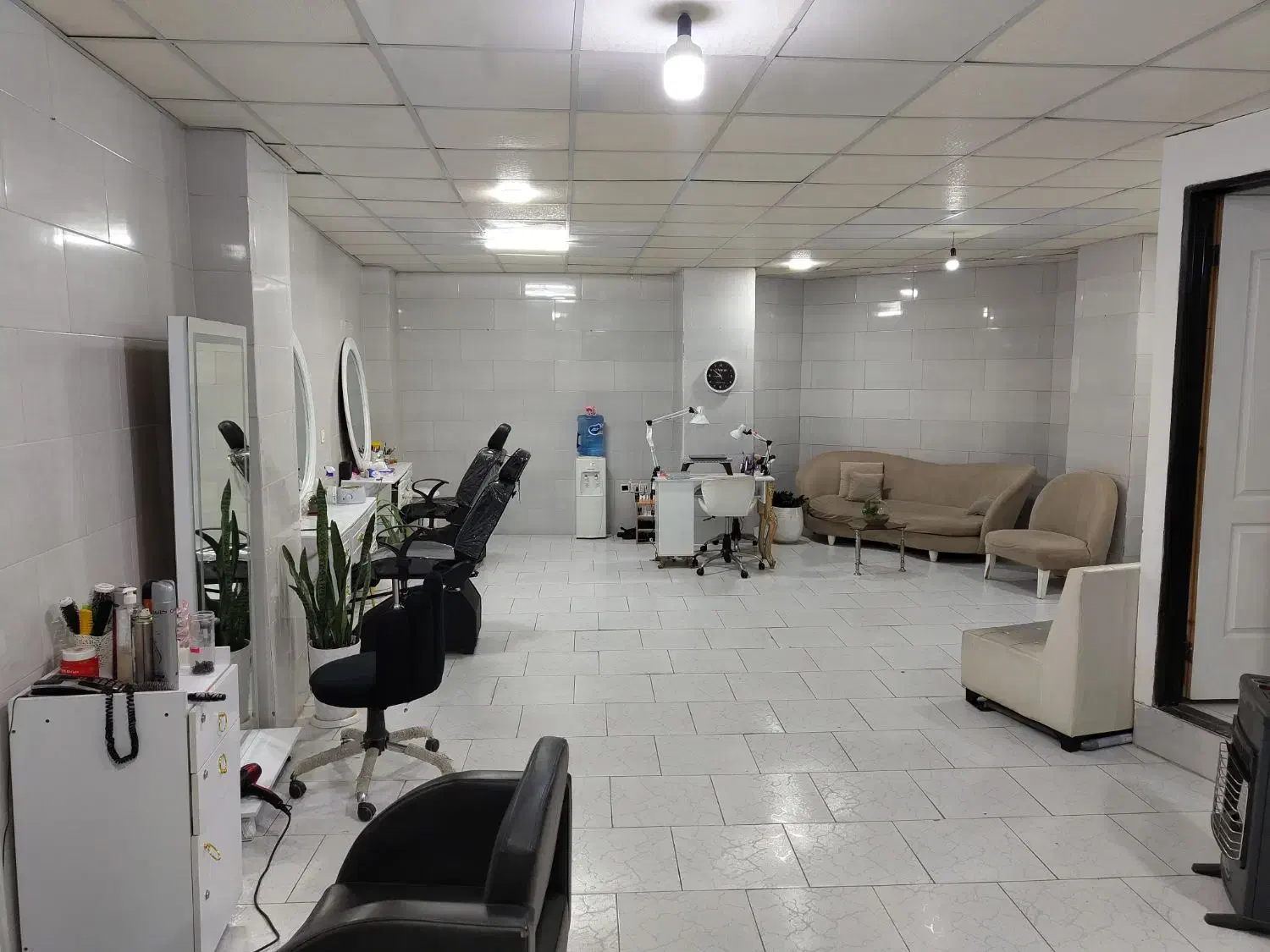 فروش زیر زمین اداری تجاری|فروش دفتر کار، اتاق اداری، مطب|کرج, کمالشهر|دیوار