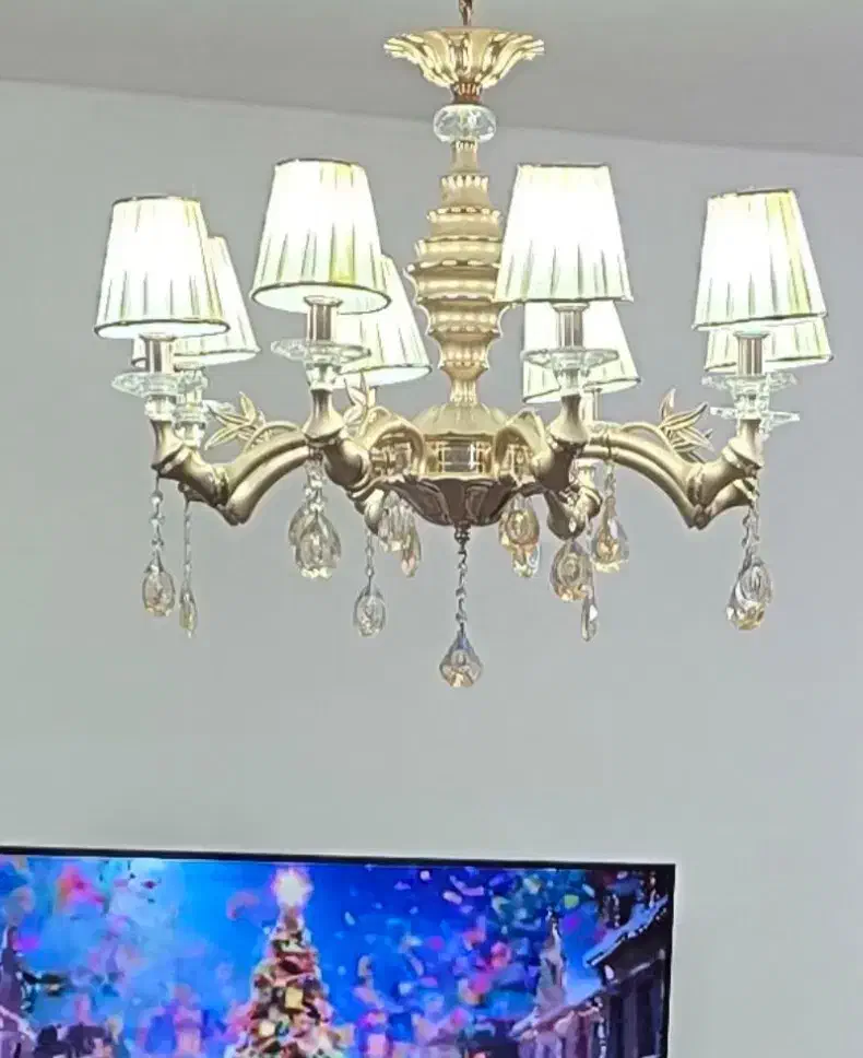 لوستر|لوستر و چراغ آویز|پاکدشت, پاکدشت (مامازند)|دیوار