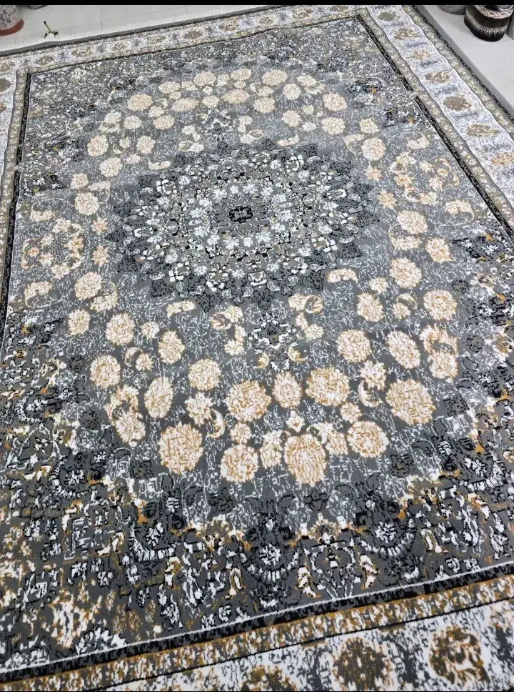 فرش ۱۲متری فقط ۴میلیون‌  نو داخل کاور|فرش|زاهدان, |دیوار