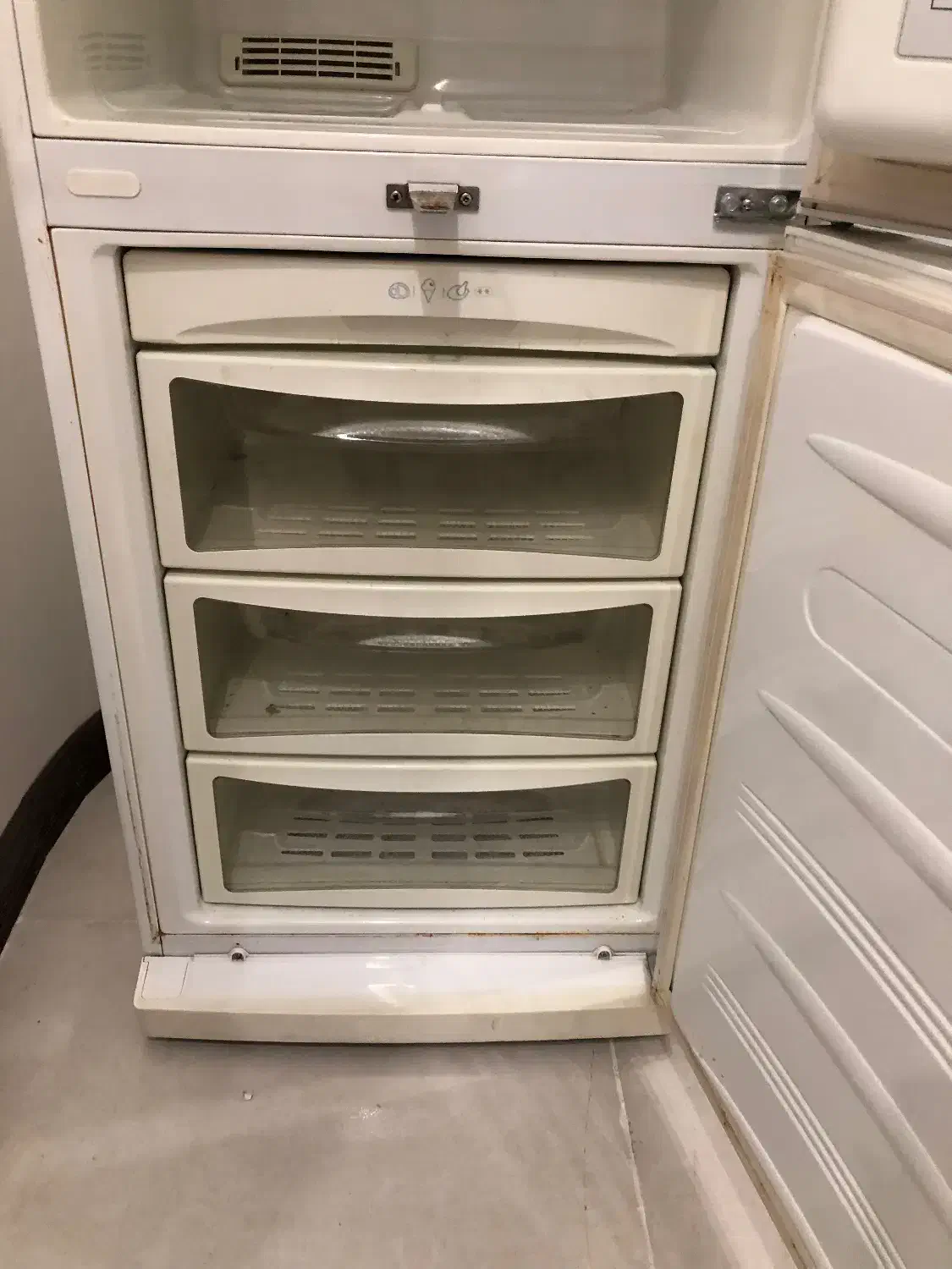 بدبختی|یخچال و فریزر|کرمان, |دیوار