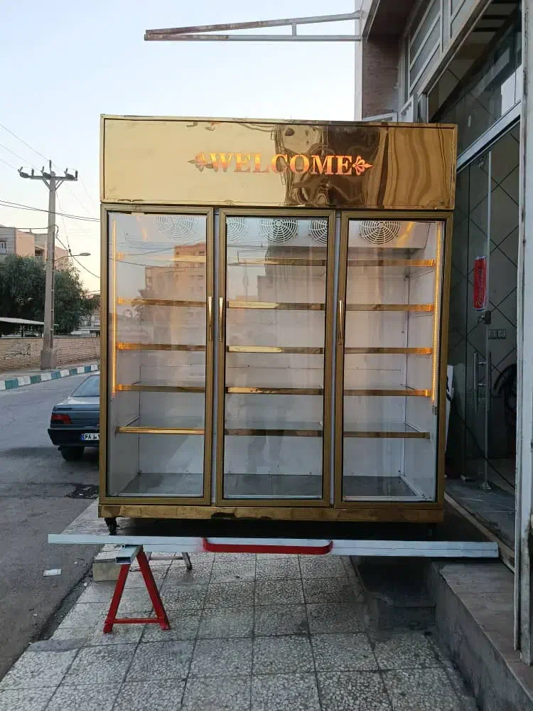 یخچال ویترینی 3درب یک سمت نما طلایی|فروشگاه و مغازه|اهواز, فرهنگ شهر|دیوار