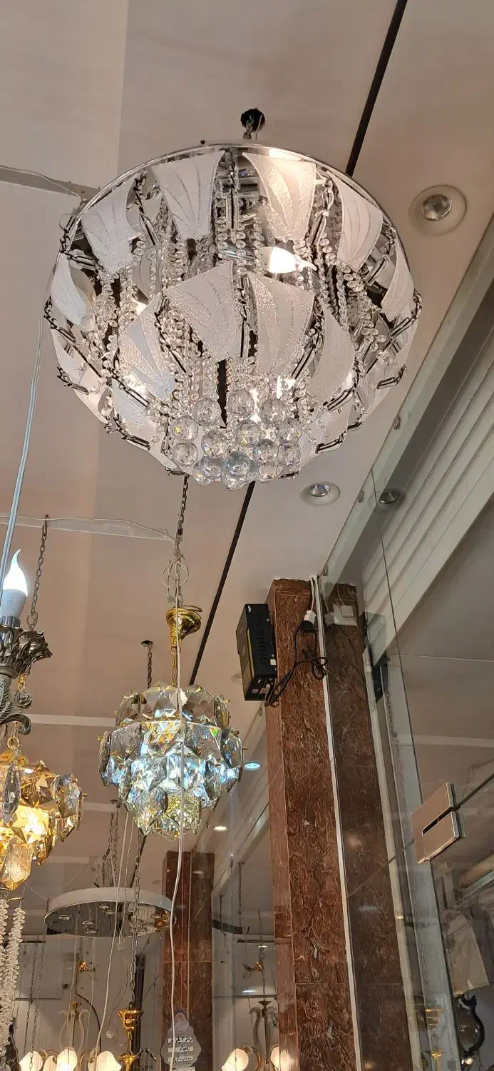 لوستر عالیجناب|لوستر و چراغ آویز|جهرم, |دیوار