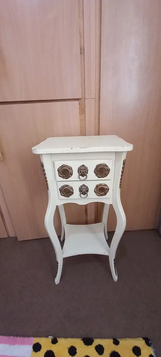 همگی در حد نو|ساعت دیواری و تزئینی|قائن, |دیوار