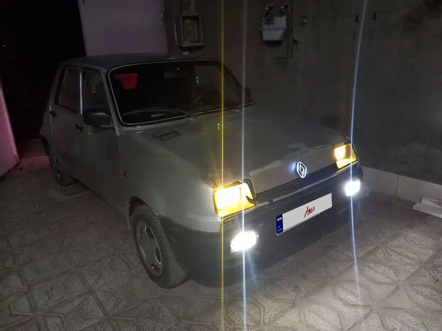 نیوپی کی|خودرو سواری و وانت|تربت‌حیدریه, منظر|دیوار