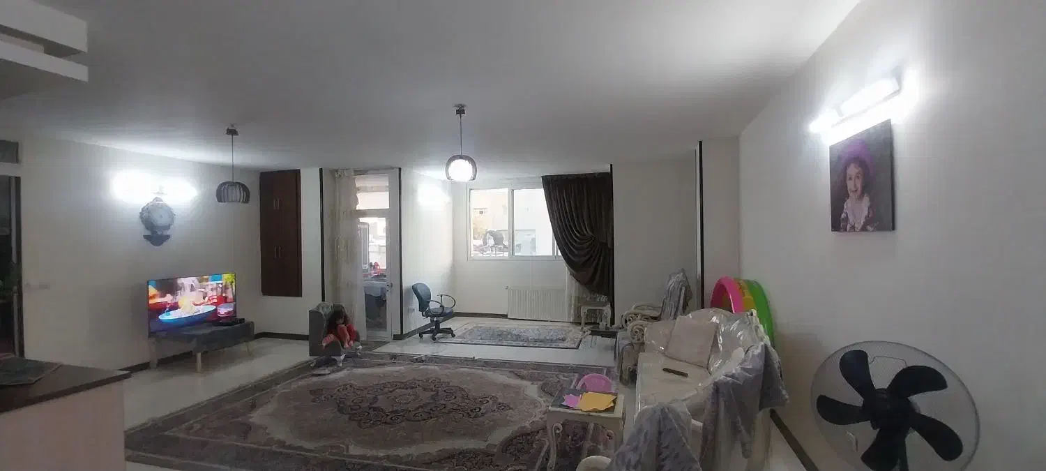 فروش آپارتمان ۱۱۰متری ۲خوابه جنوبی خ ابن سینا|فروش آپارتمان|اصفهان, شهشهان|دیوار