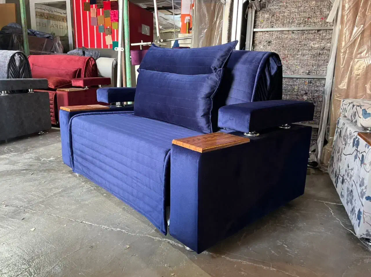 تخت فلزی مبل شو|مبلمان خانگی و میز عسلی|اسلامشهر, بهرام آباد|دیوار