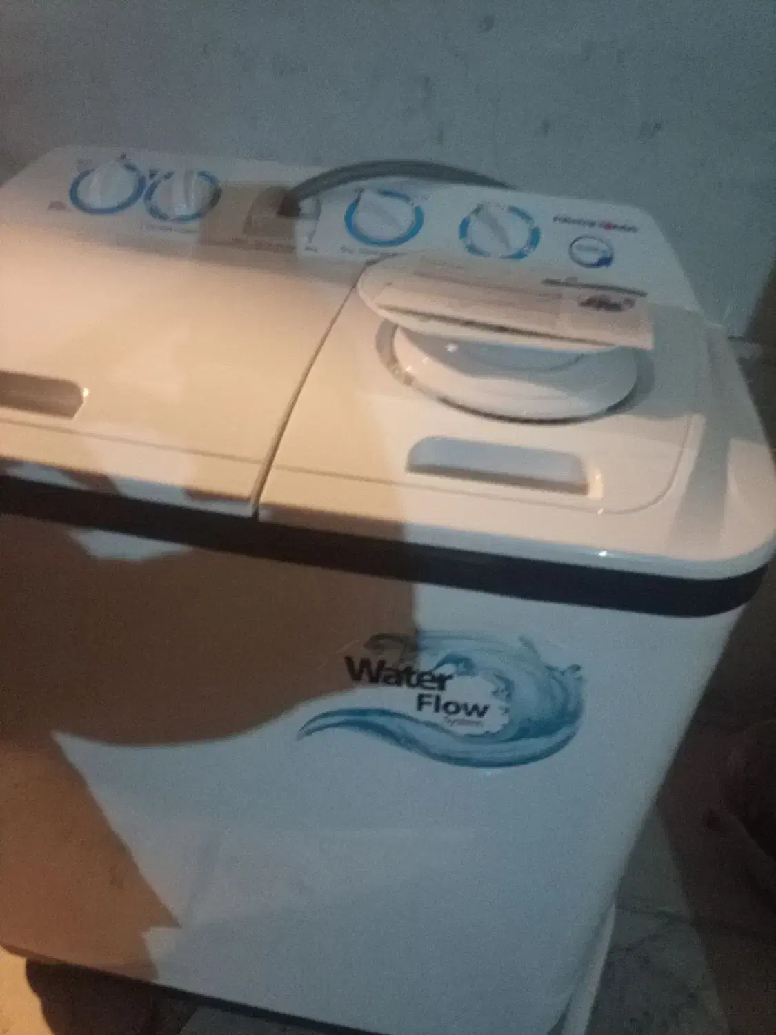 فروش فوری ماشین لباسشویی دوقلو نو|ماشین لباسشویی و خشک‌کن لباس|بندر انزلی, میان پشته|دیوار