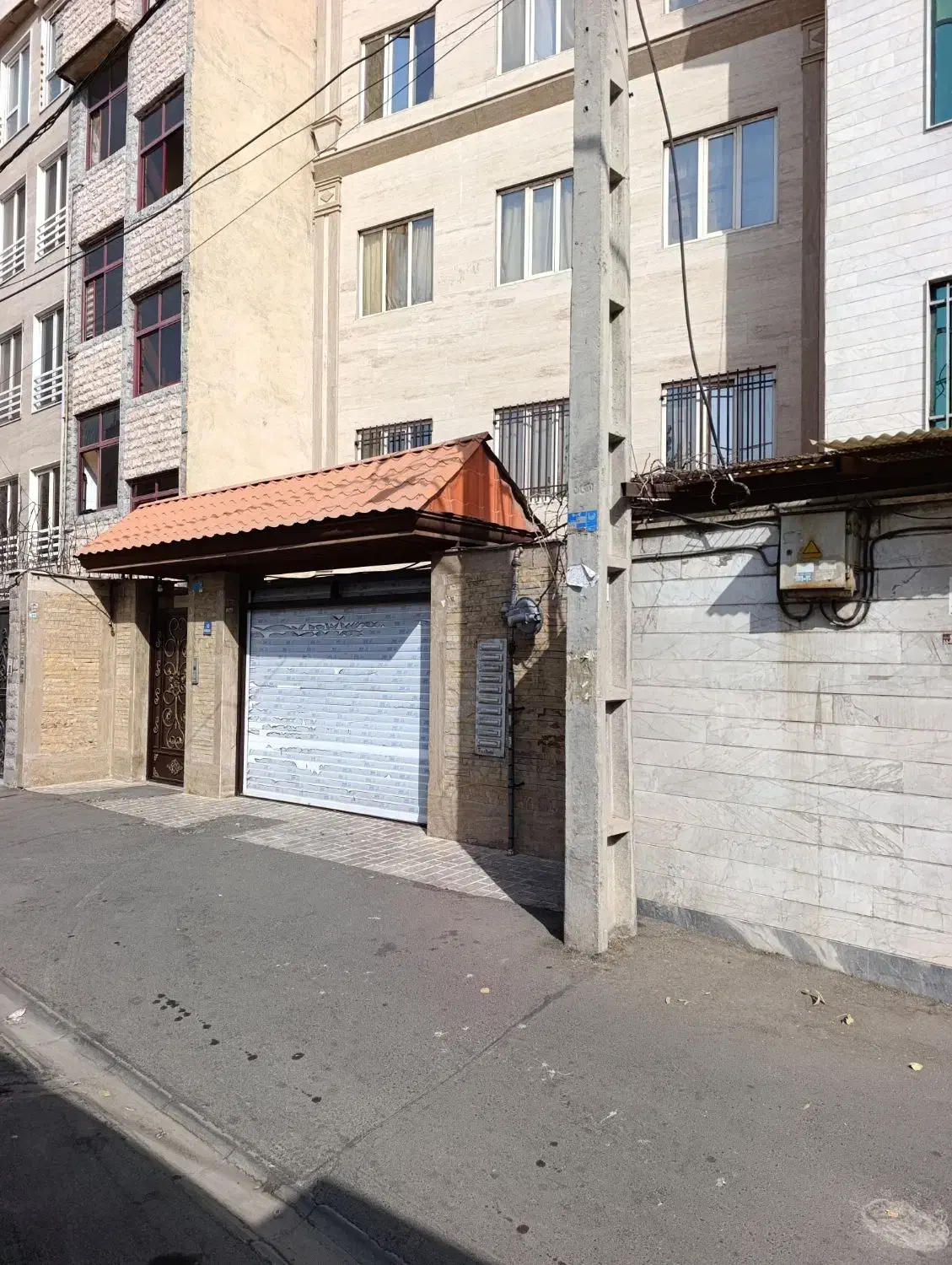 آپارتمان خوش نقشه محیطی دنج و آرام|فروش آپارتمان|تهران, نازی‌آباد|دیوار