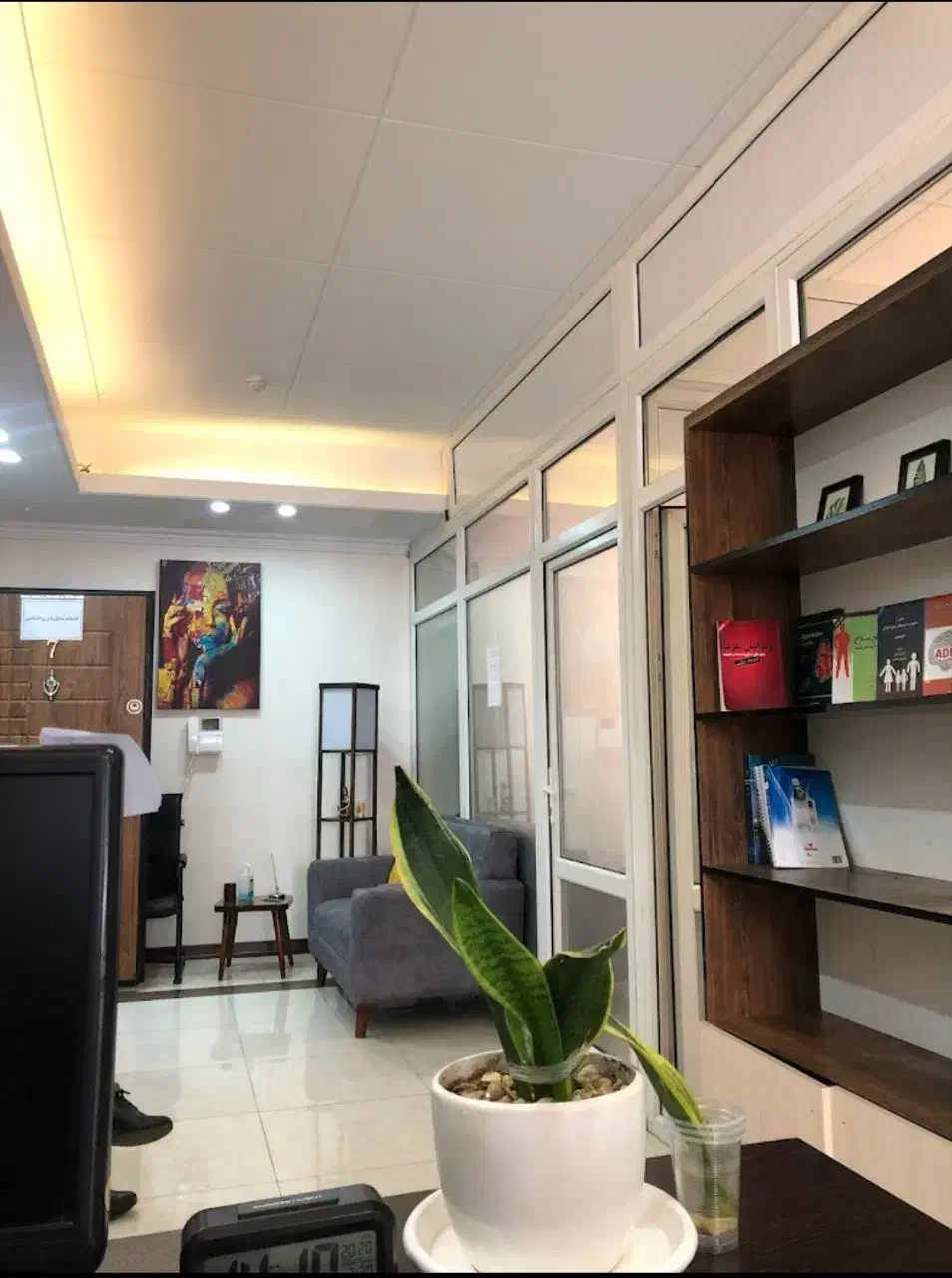 منشی و پذیرش|استخدام اداری و مدیریت|تهران, پرستار|دیوار