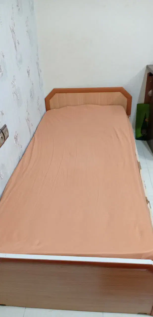 تخت کمد|تخت و سرویس خواب|مشهد, چهارچشمه|دیوار