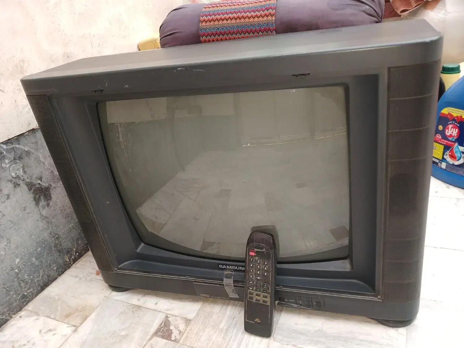 تلویزیون قدیمی سامسونگ سالم|تلویزیون و پروژکتور|قم, هفت تیر|دیوار