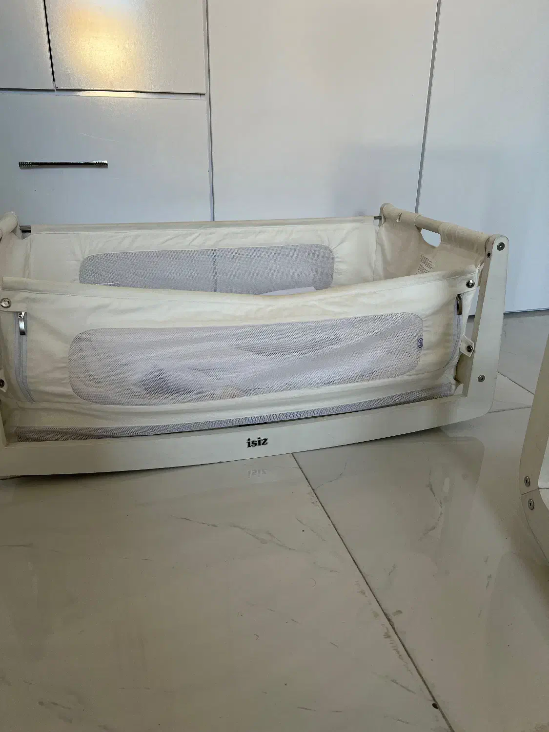 تخت مار ک ایسیز ترک|تخت و صندلی بچه|لاهیجان, کوی خزر|دیوار