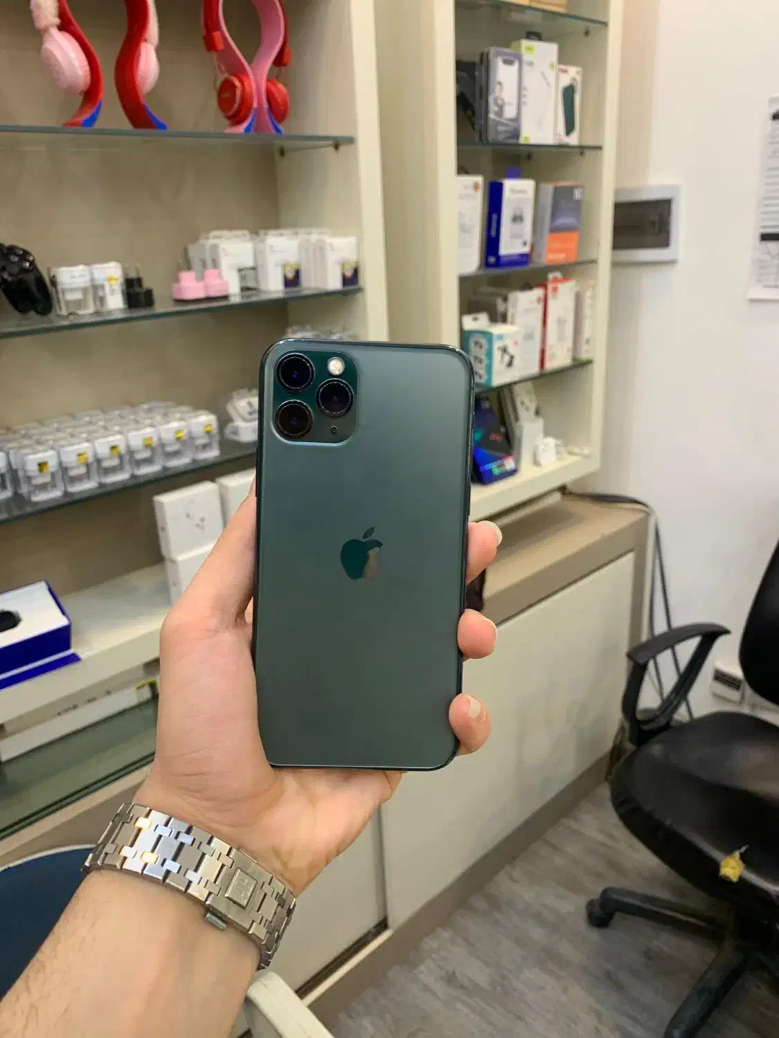 11پرو 256 دو سیم سبز|موبایل|قائم‌شهر, |دیوار