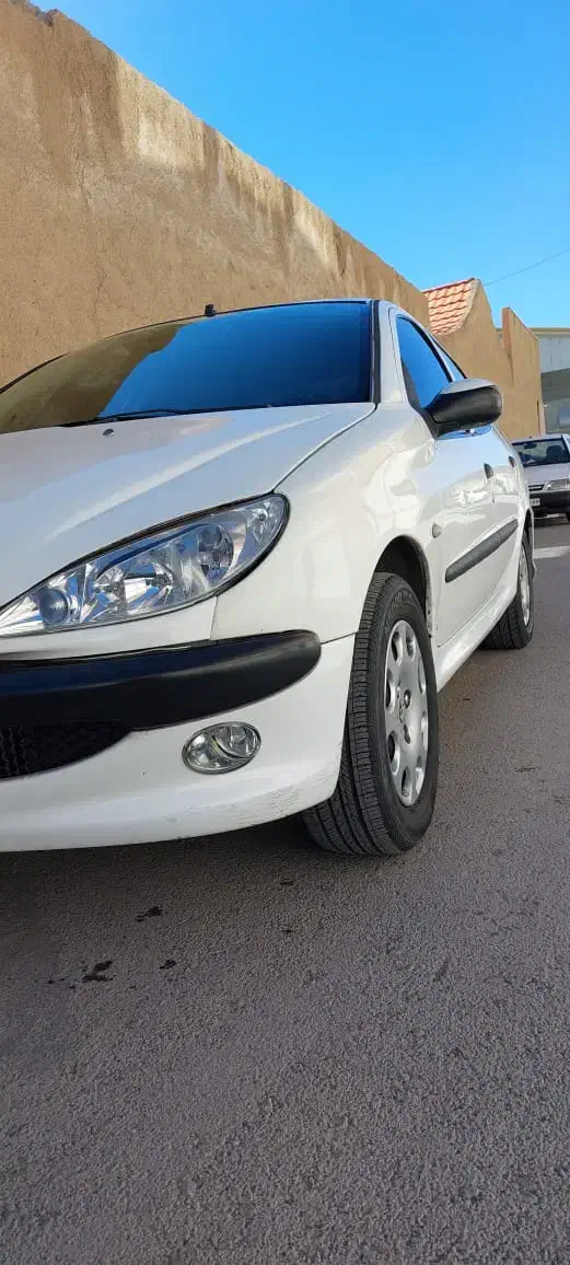 206v8 مدل 1393|خودرو سواری و وانت|فولادشهر, سایت صنعتی کاوه|دیوار