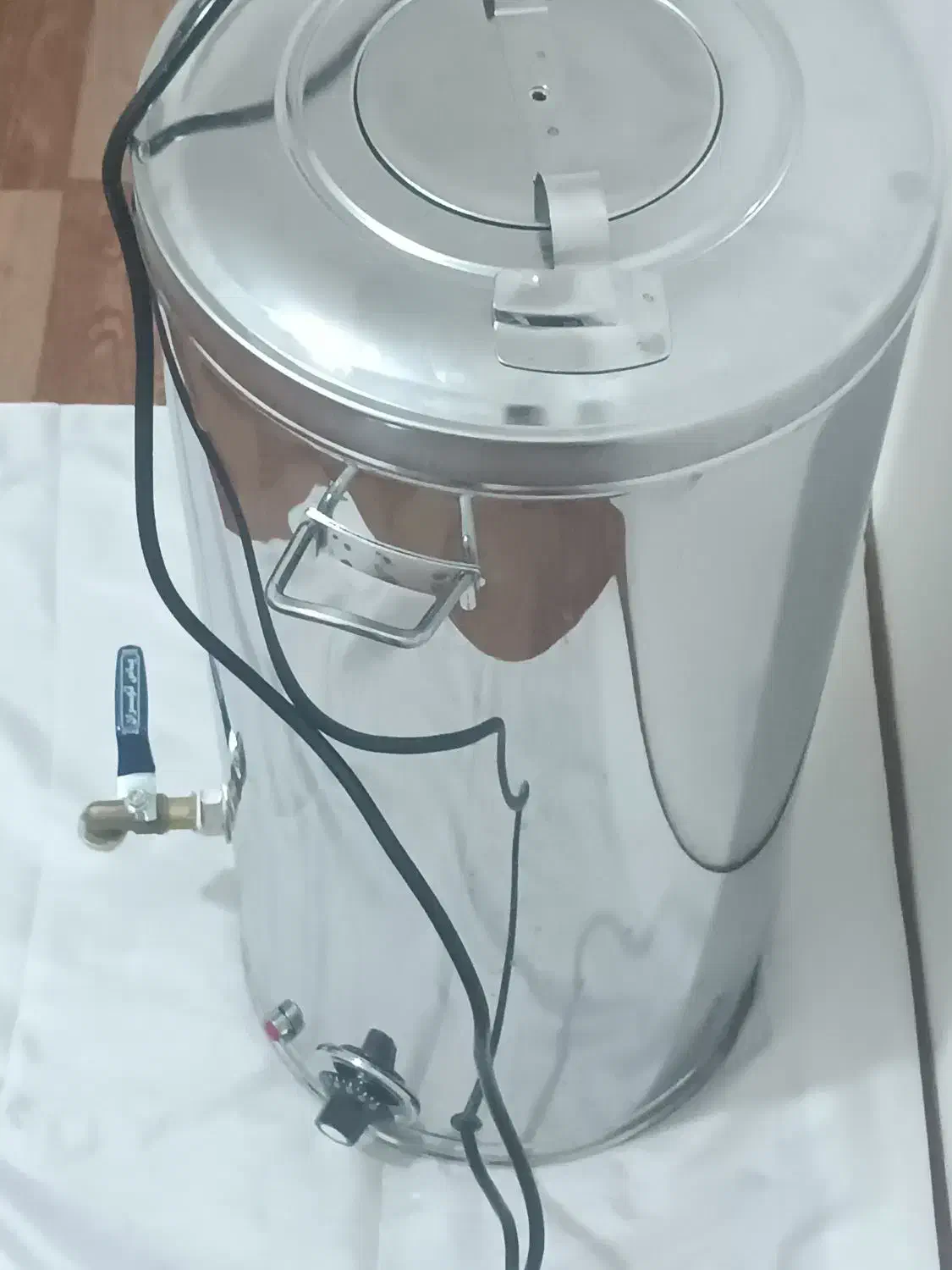 سماور برقی|سماور، چایساز، قهوهساز|جلفا, |دیوار