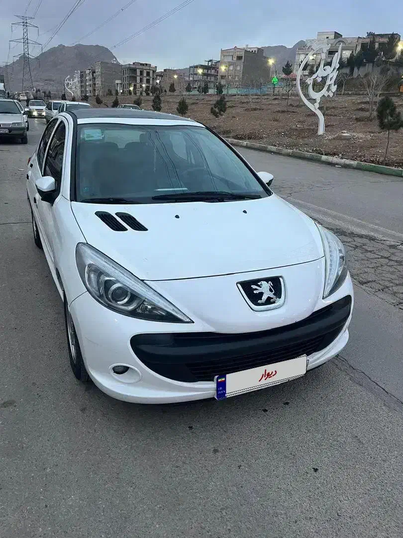 ۲۰۷تیوفایو درحدخشک|خودرو سواری و وانت|آبیک, |دیوار