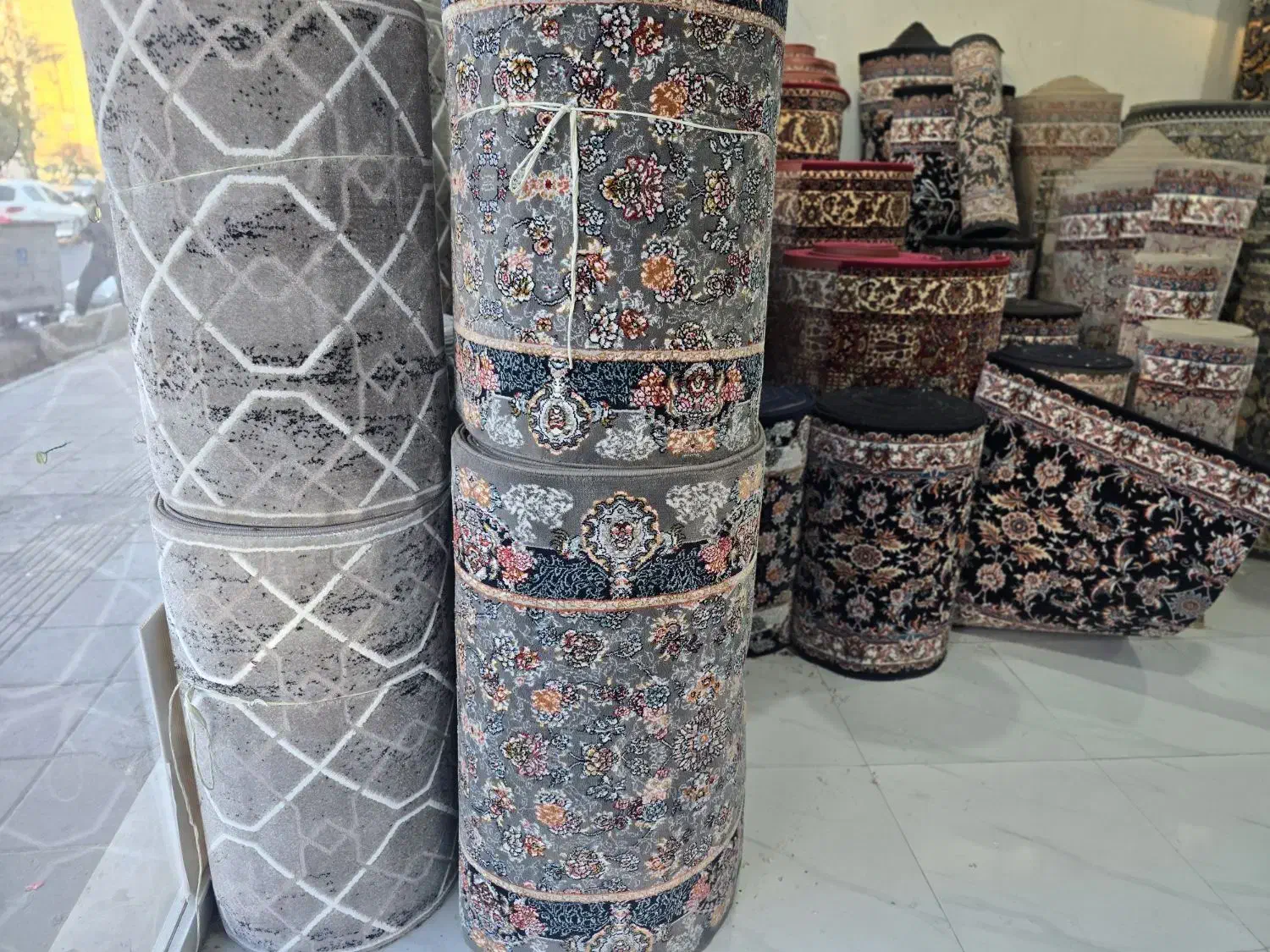 فرش فانتزی و طرح دار برشی|فرش|تهران, بهارستان|دیوار