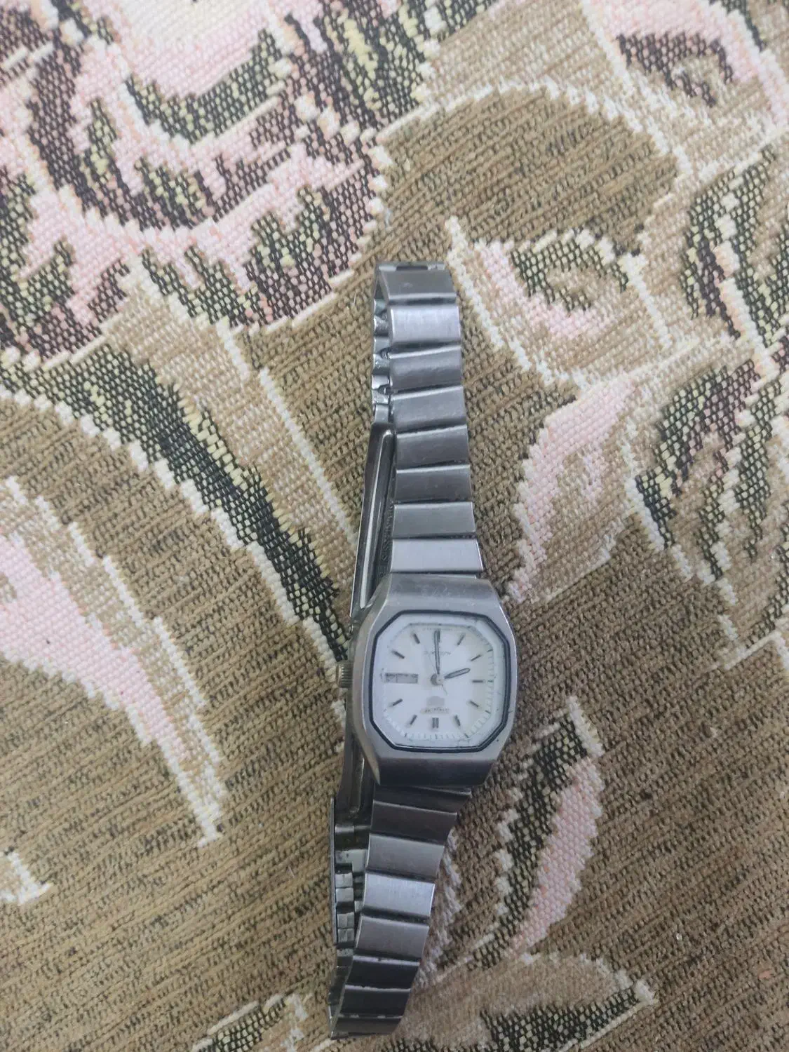 ساعت سیکو اصل|ساعت|نجف‌آباد, سعدی|دیوار