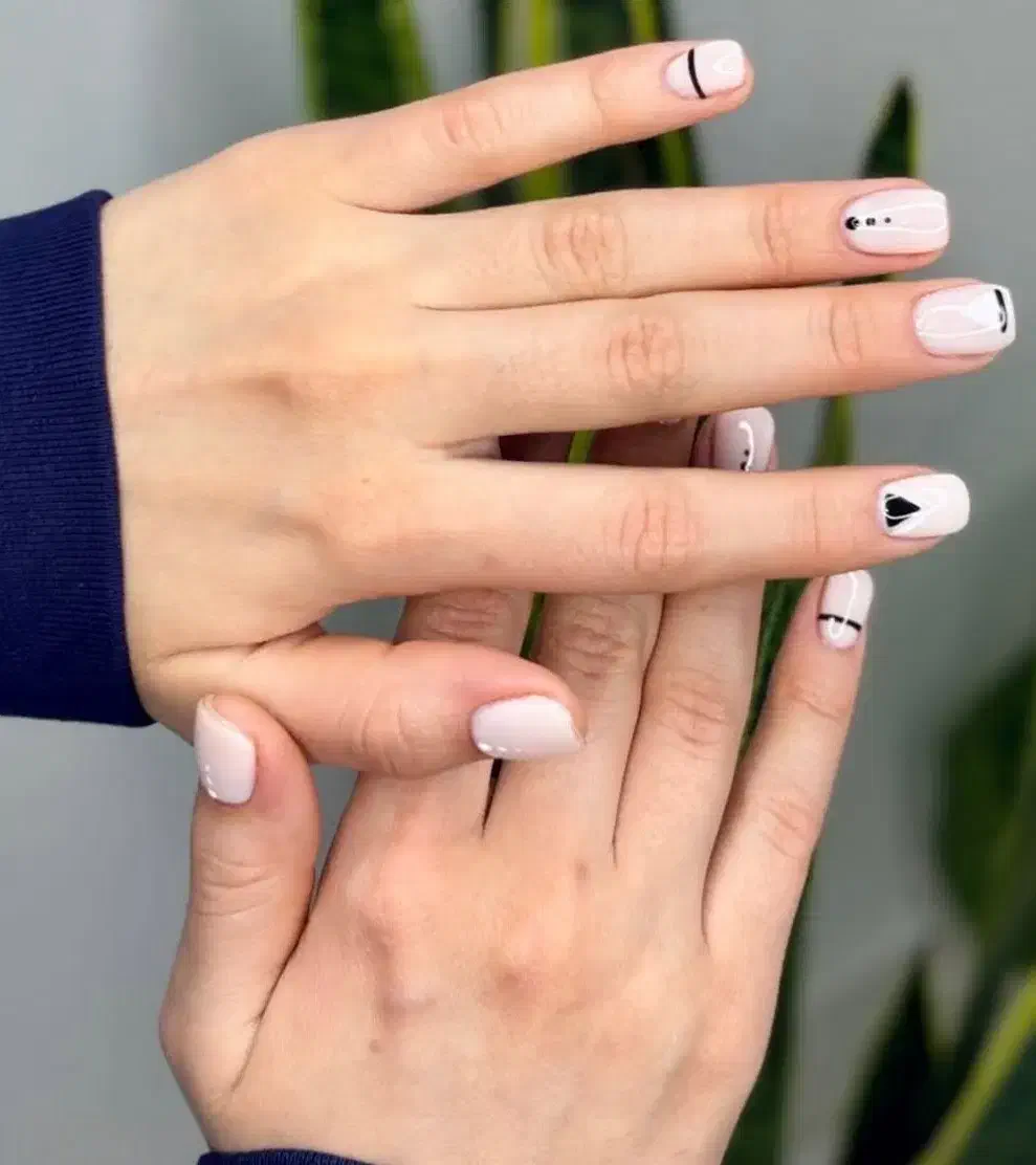 تخفیف باورنکردنی شب یلدا برای خدمات ناخن|خدمات آرایشگری و زیبایی|قائمشهر, |دیوار