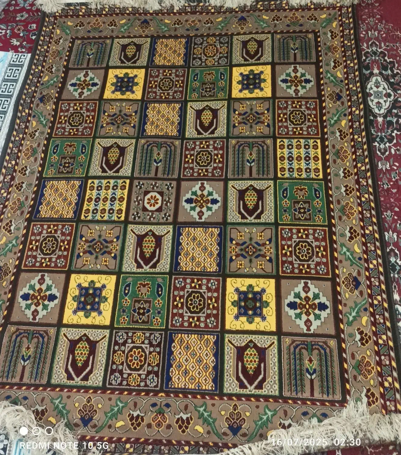 فرش ۲ در ۱۵۰|فرش|شیروان (خراسان), |دیوار