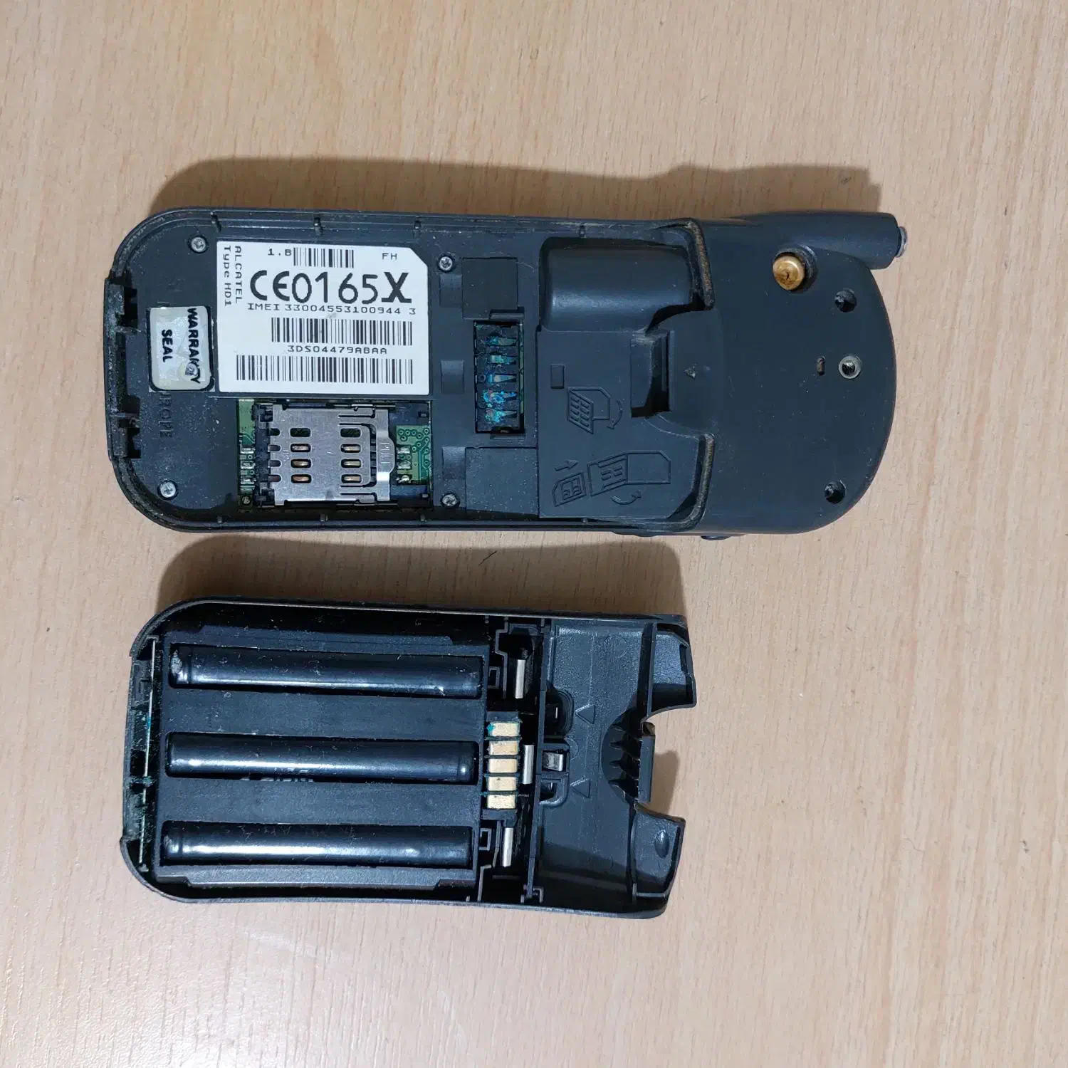 گوشی موبایل قدیمی آنتیک آنتن دار برند آلکاتل|موبایل|تبریز, |دیوار