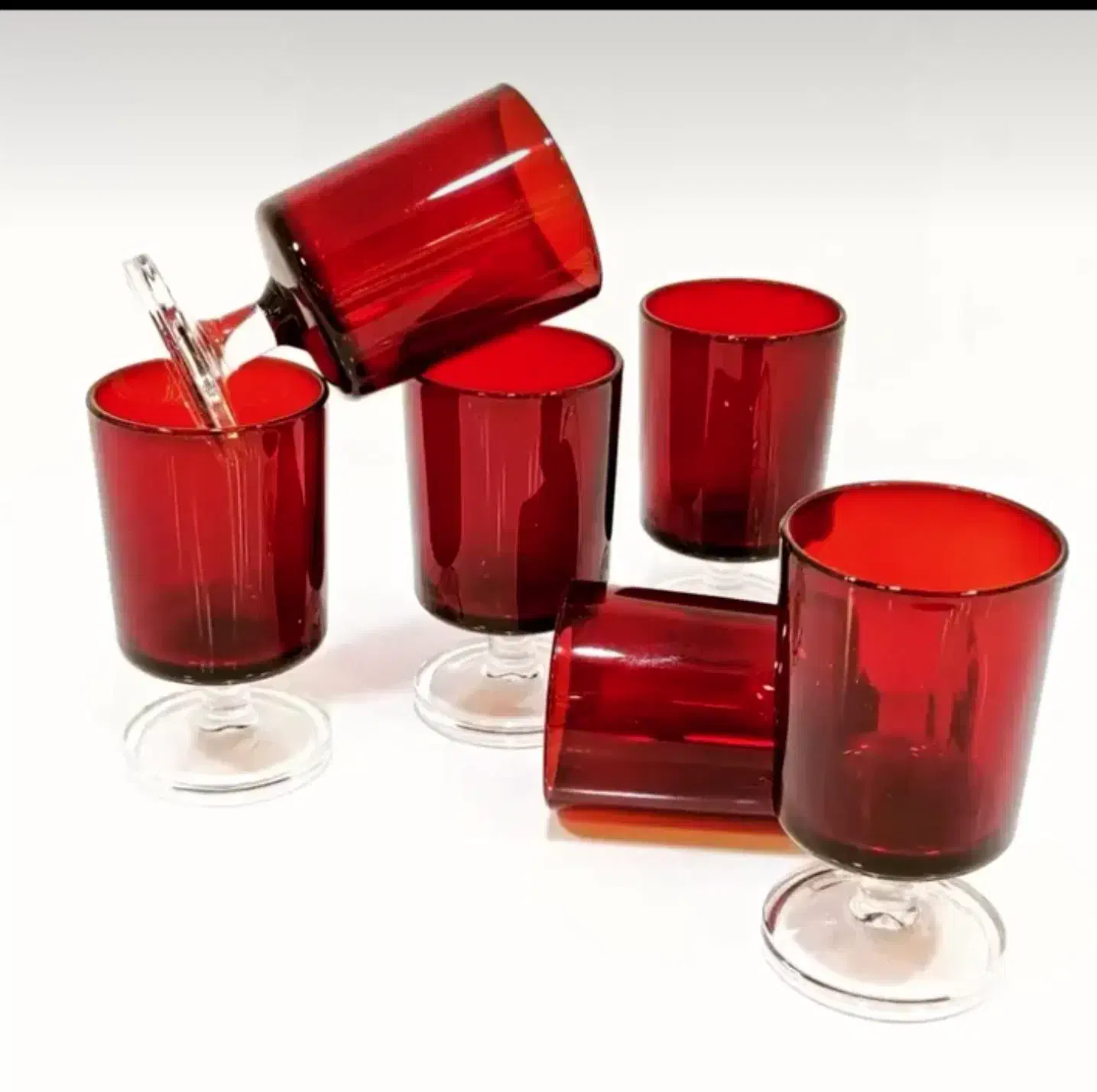 گیلاس جام حک فرانسه کاملا نو|ظروف سرو و پذیرایی|رشت, گلسار|دیوار