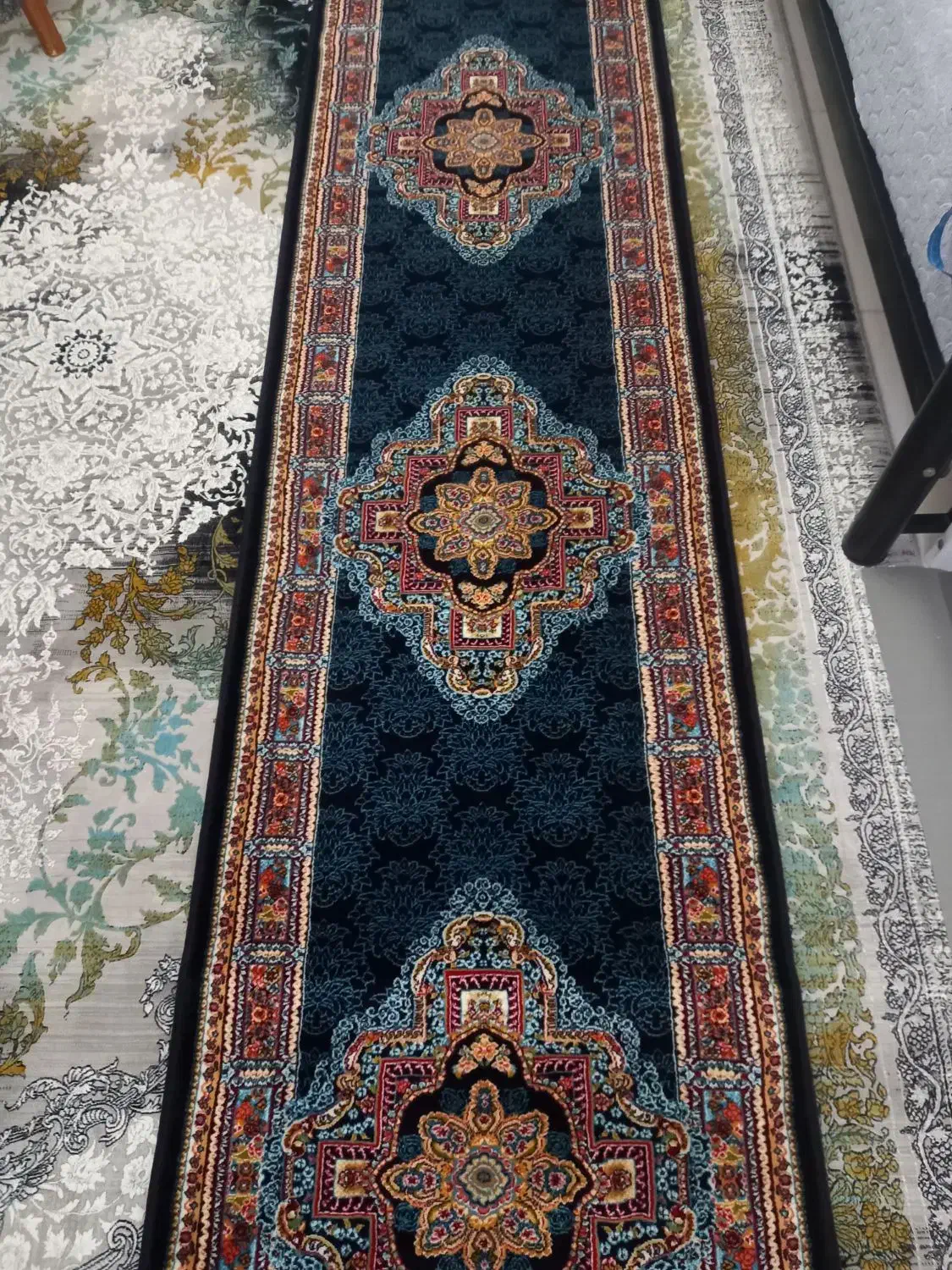 فرش کناره|فرش|فردیس, فردیس|دیوار