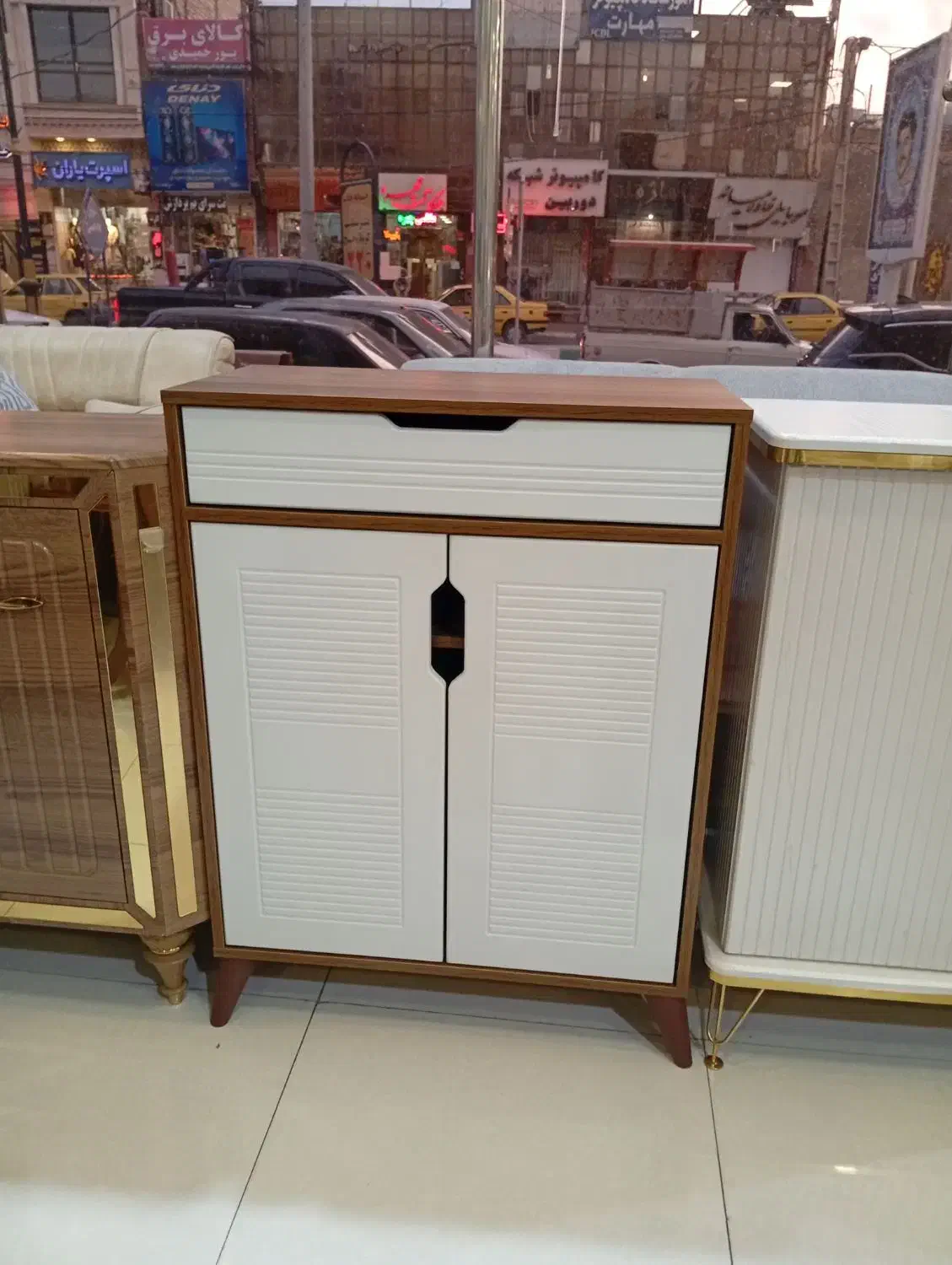 لوازم منزل|جاکفشی، کمد، دراور|بم, |دیوار